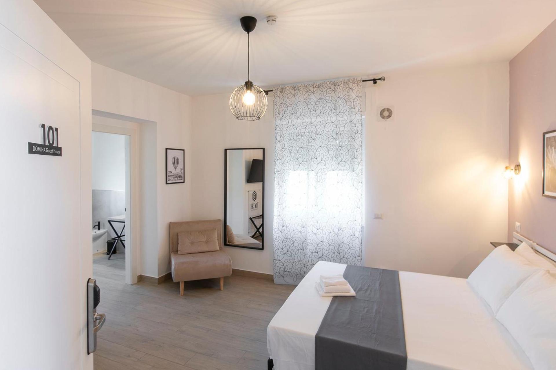 Domina Guest House Fiumicino Exterior photo