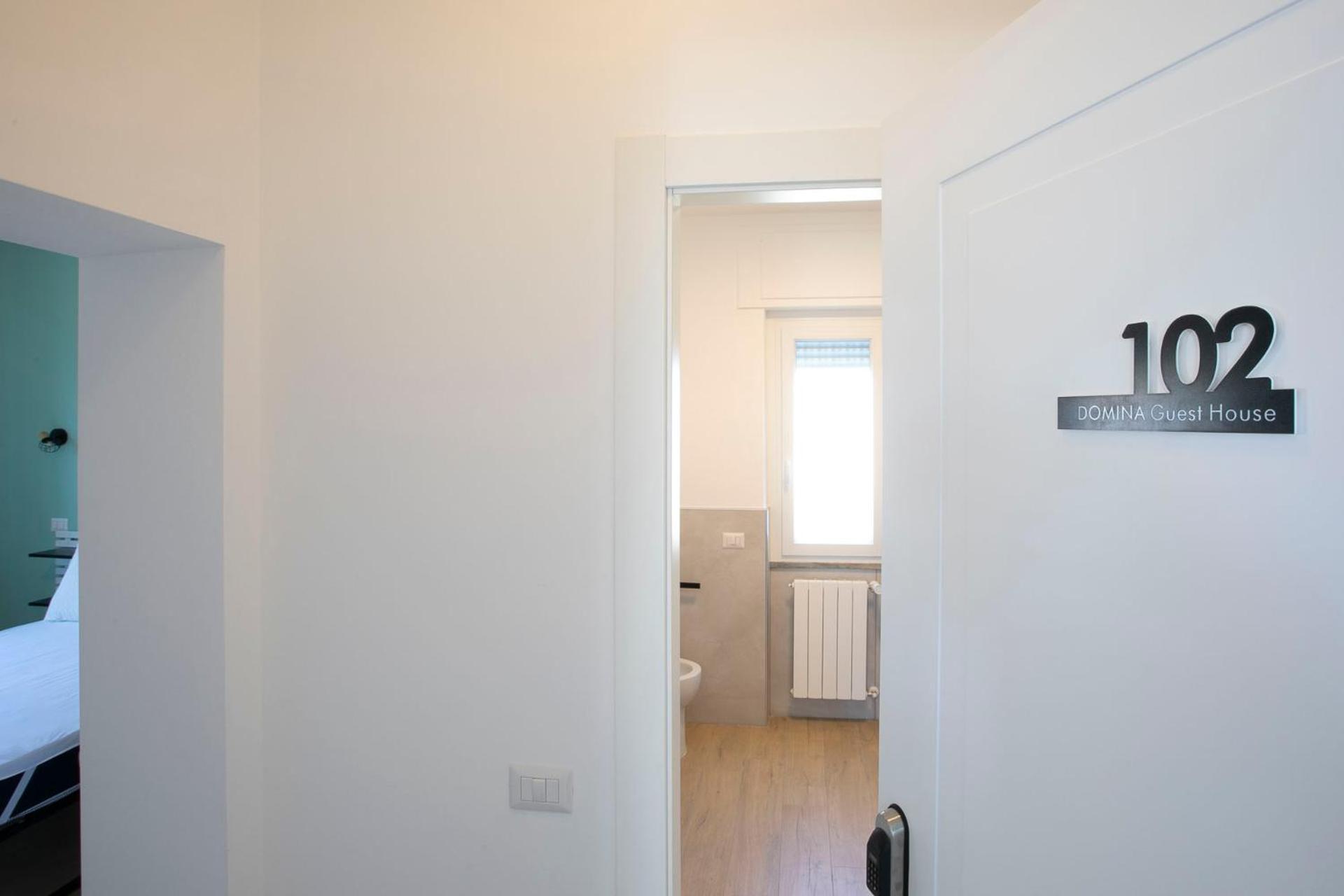 Domina Guest House Fiumicino Exterior photo